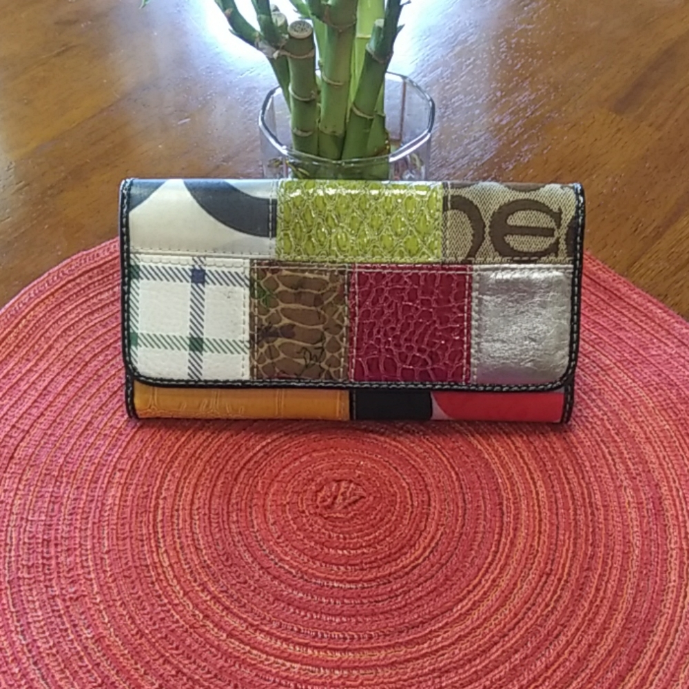 Pretty wallet